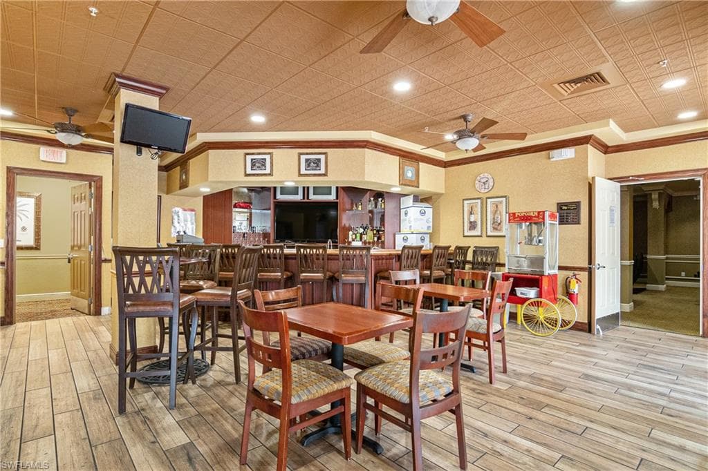 20230 Estero Gardens CIR 206-28