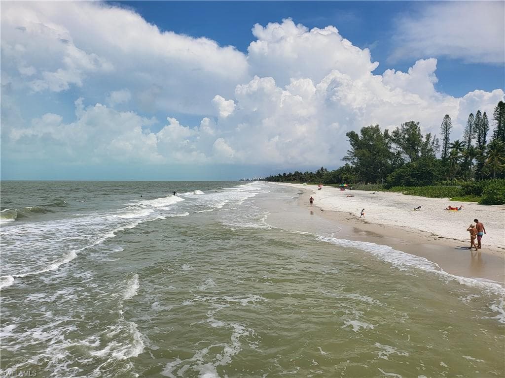 3281 Lindsey LN # 55, NAPLES FL 34109-42