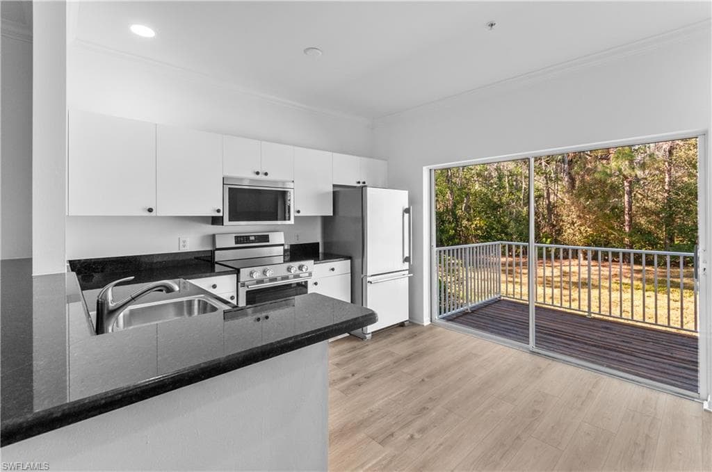 3281 Lindsey LN # 55, NAPLES FL 34109-2