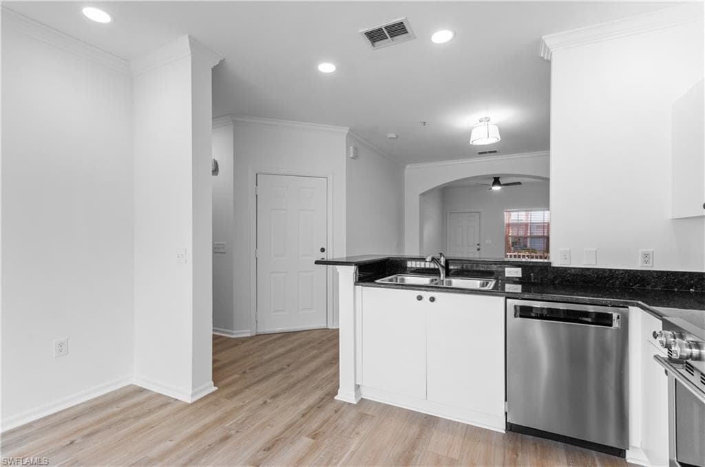 3281 Lindsey LN # 55, NAPLES FL 34109-4