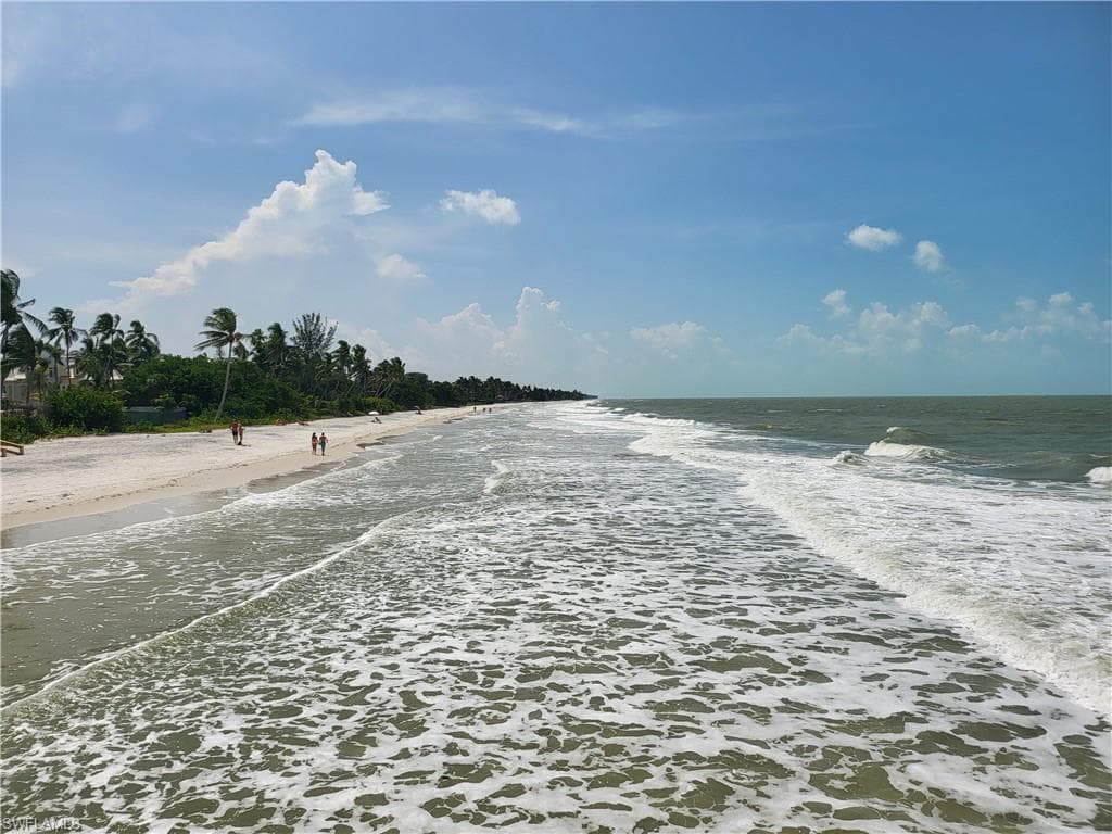 3281 Lindsey LN # 55, NAPLES FL 34109-43