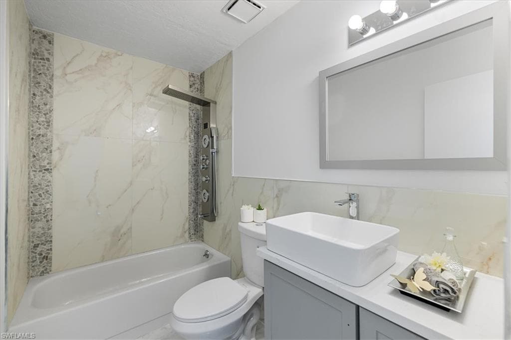 1212 SE 6th TER # 83, CAPE CORAL FL 33990-29