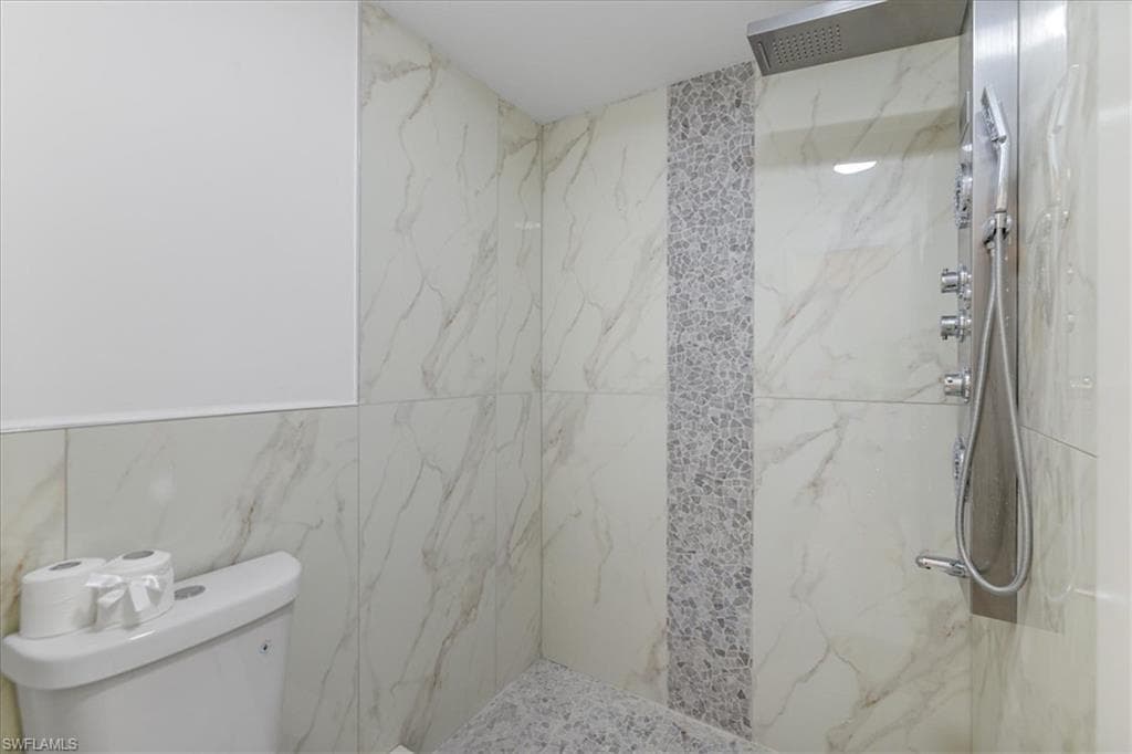 1212 SE 6th TER # 83, CAPE CORAL FL 33990-24