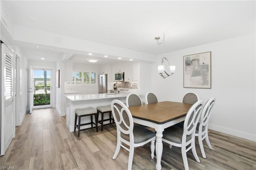 305 Goodlette-Frank RD S # C205, NAPLES FL 34102-3