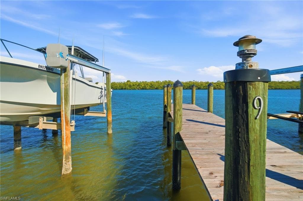 305 Goodlette-Frank RD S # C205, NAPLES FL 34102-20