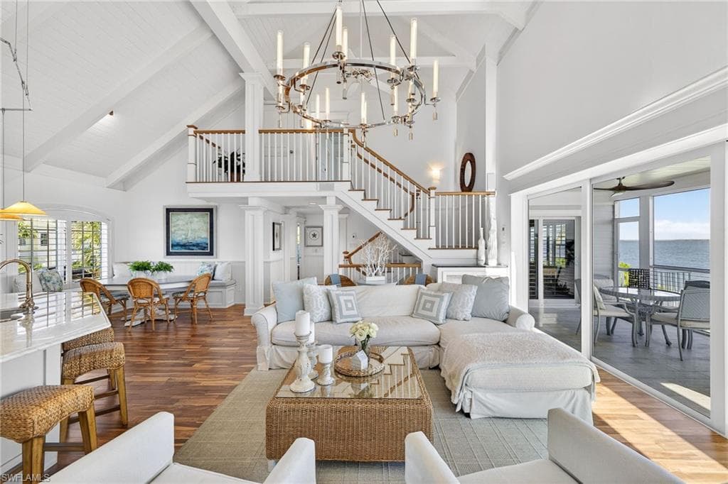 1212 Isabel DR, SANIBEL FL 33957-12