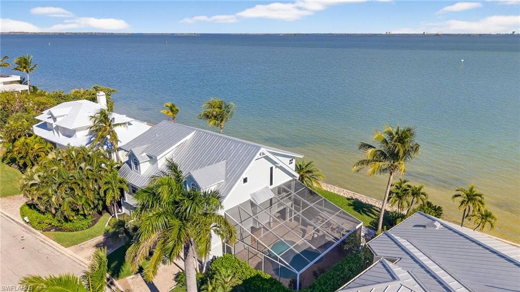1212 Isabel DR, SANIBEL FL 33957-46