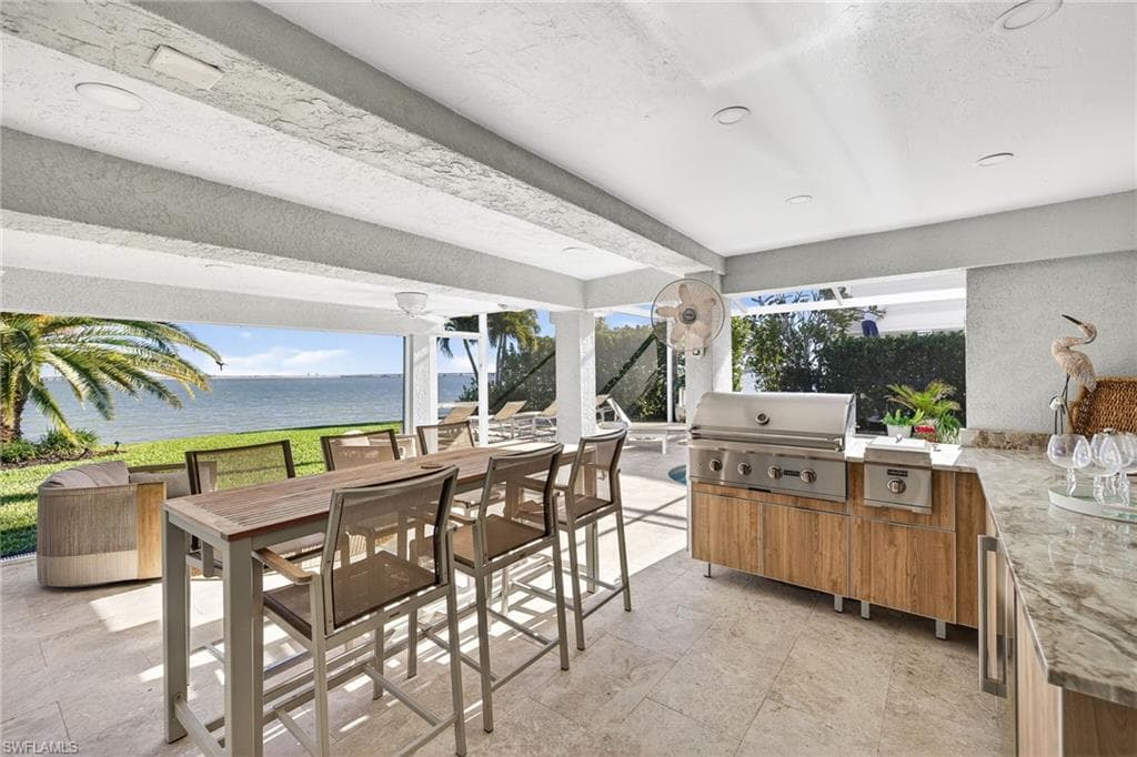 1212 Isabel DR, SANIBEL FL 33957-37