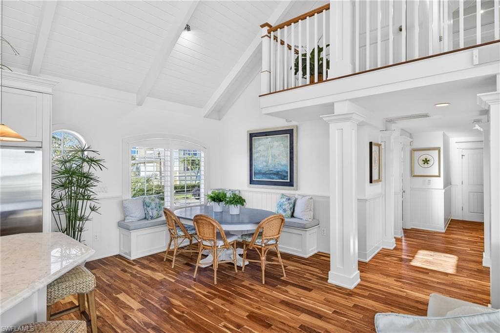 1212 Isabel DR, SANIBEL FL 33957-13