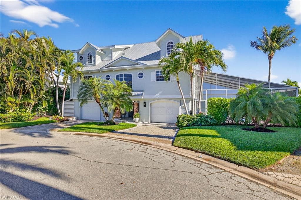 1212 Isabel DR, SANIBEL FL 33957-44