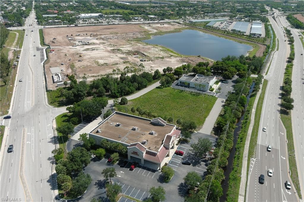 15640 Summerlin RD-8