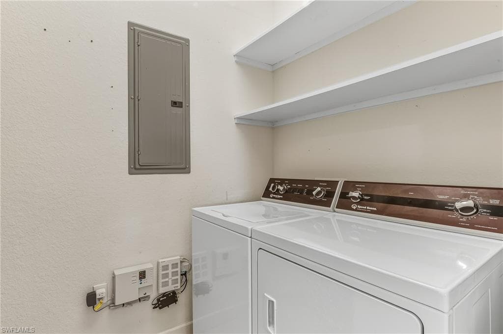 8565 Via Garibaldi CIR # 206, ESTERO FL 33928-23