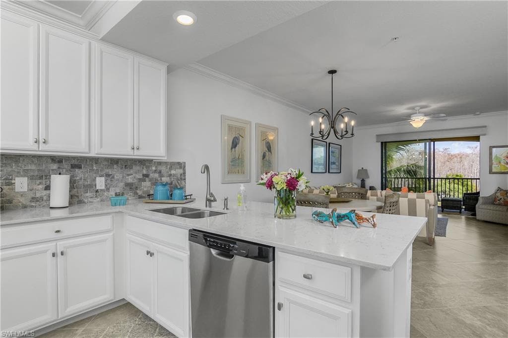 9572 Trevi CT # 5034, NAPLES FL 34113-11