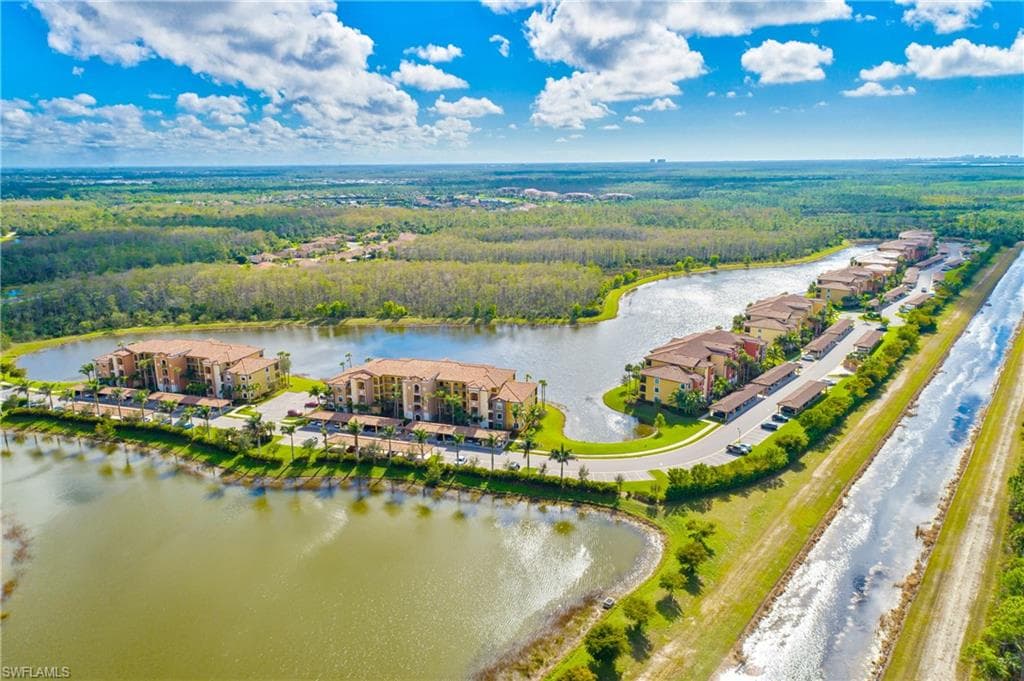 9572 Trevi CT # 5034, NAPLES FL 34113-25