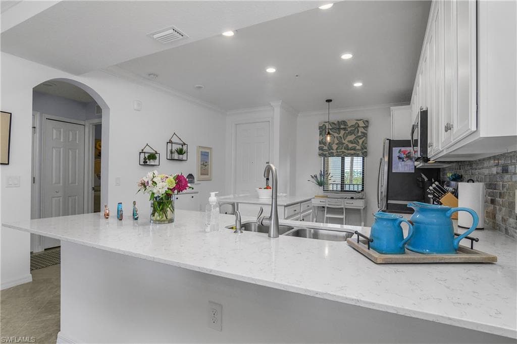 9572 Trevi CT # 5034, NAPLES FL 34113-6