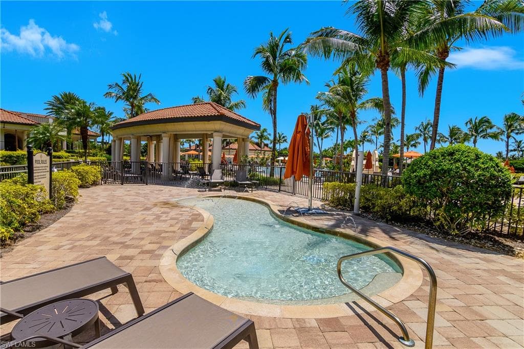 9572 Trevi CT # 5034, NAPLES FL 34113-33