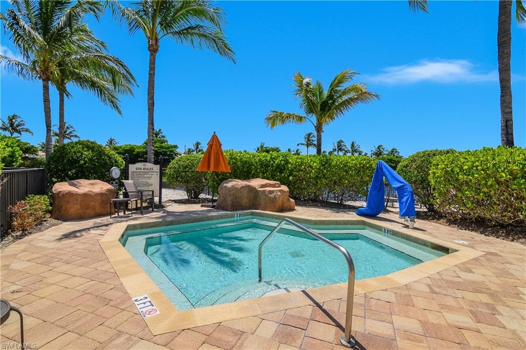 9572 Trevi CT # 5034, NAPLES FL 34113-32