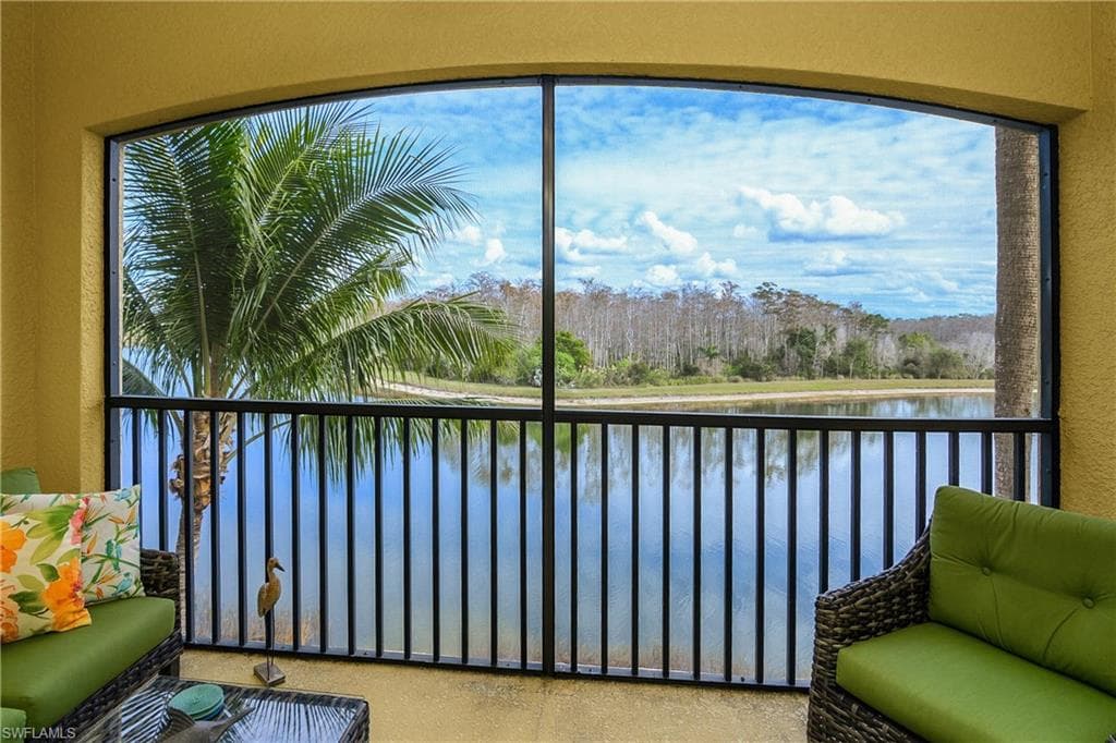9572 Trevi CT # 5034, NAPLES FL 34113-14