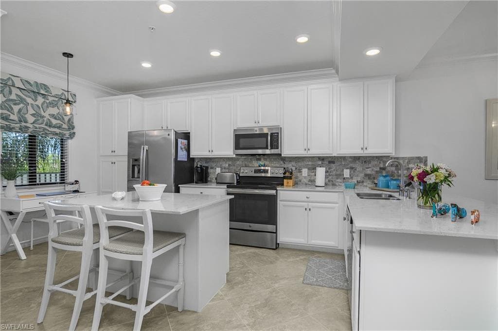 9572 Trevi CT # 5034, NAPLES FL 34113-7