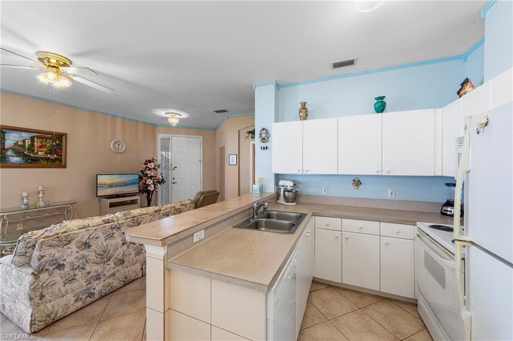 9410 Village View BLVD, BONITA SPRINGS FL 34135-8