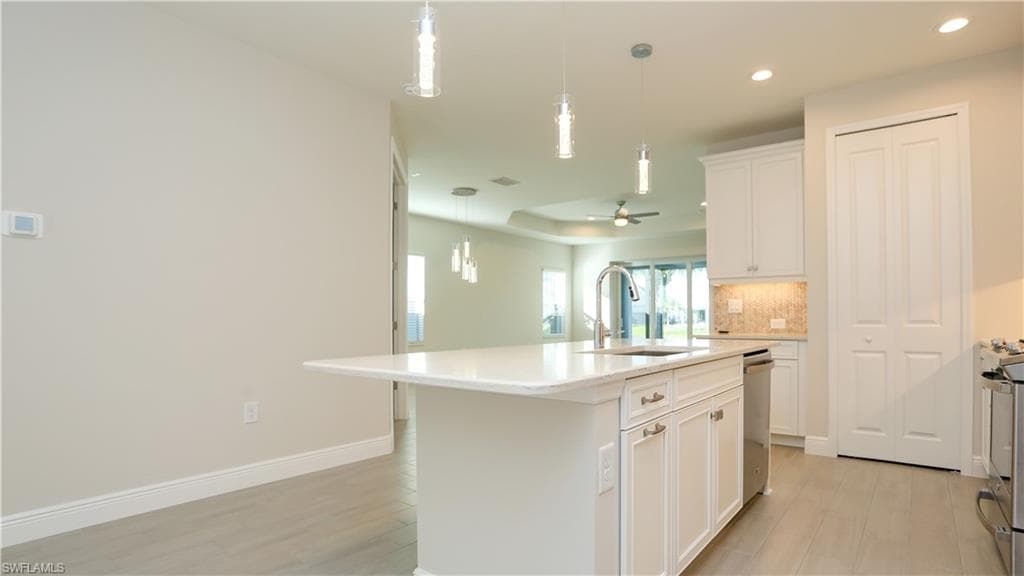 2428 Ariane DR, NAPLES FL 34112-2