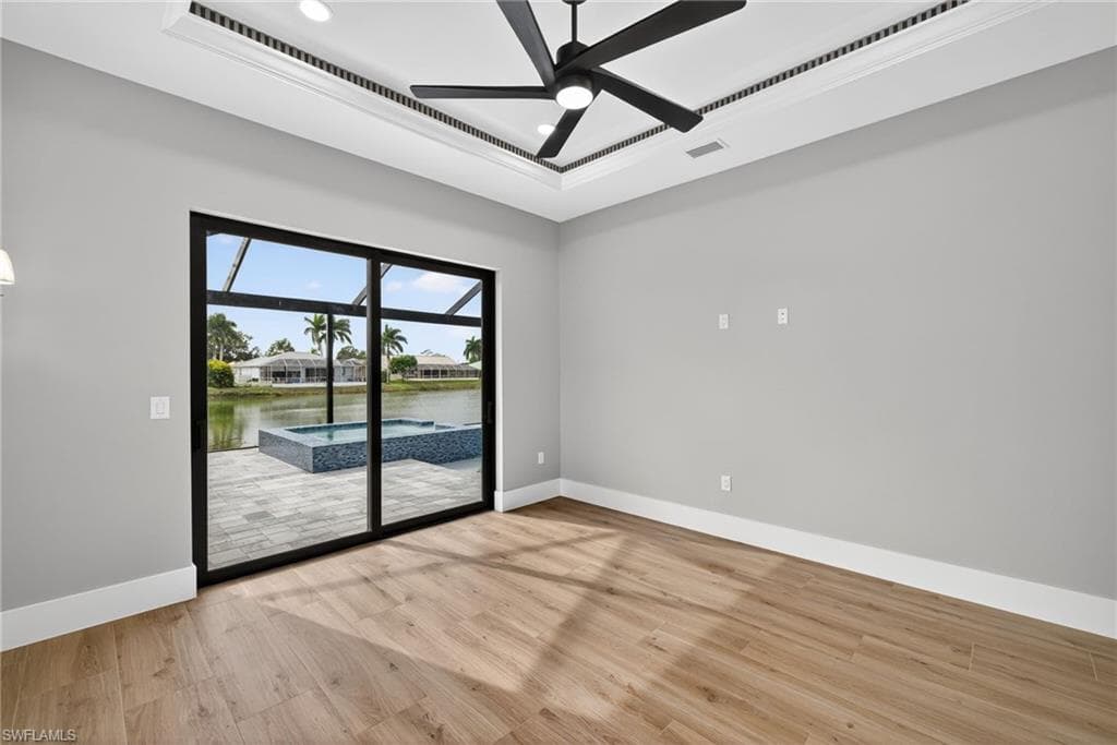 10318 St Patrick LN-15