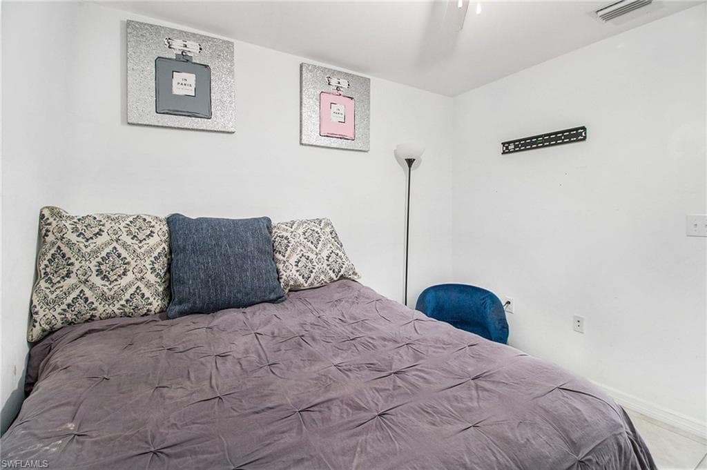 4054 San Clemente CT, NORTH FORT MYERS FL 33917-15