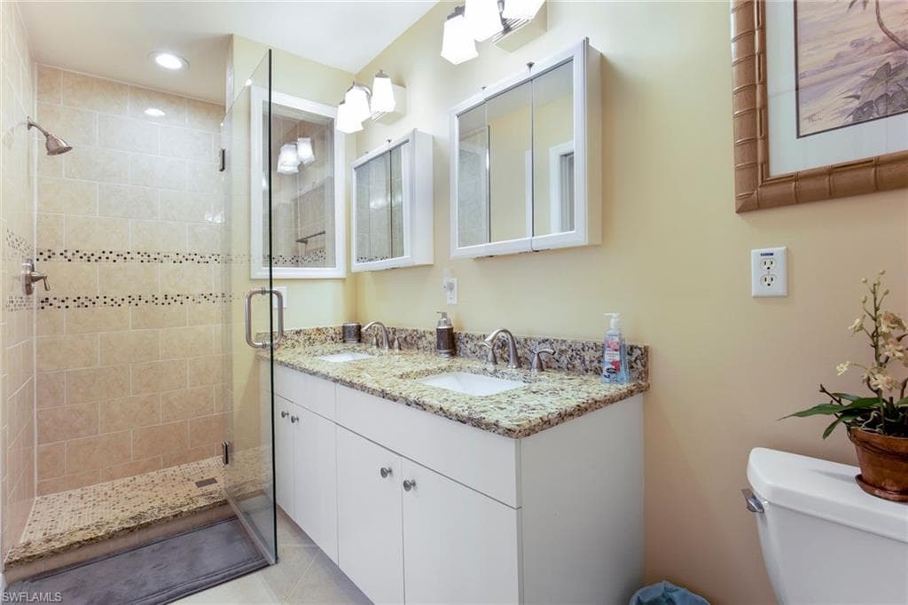 2730 Cypress Trace CIR # 2826, NAPLES FL 34119-11