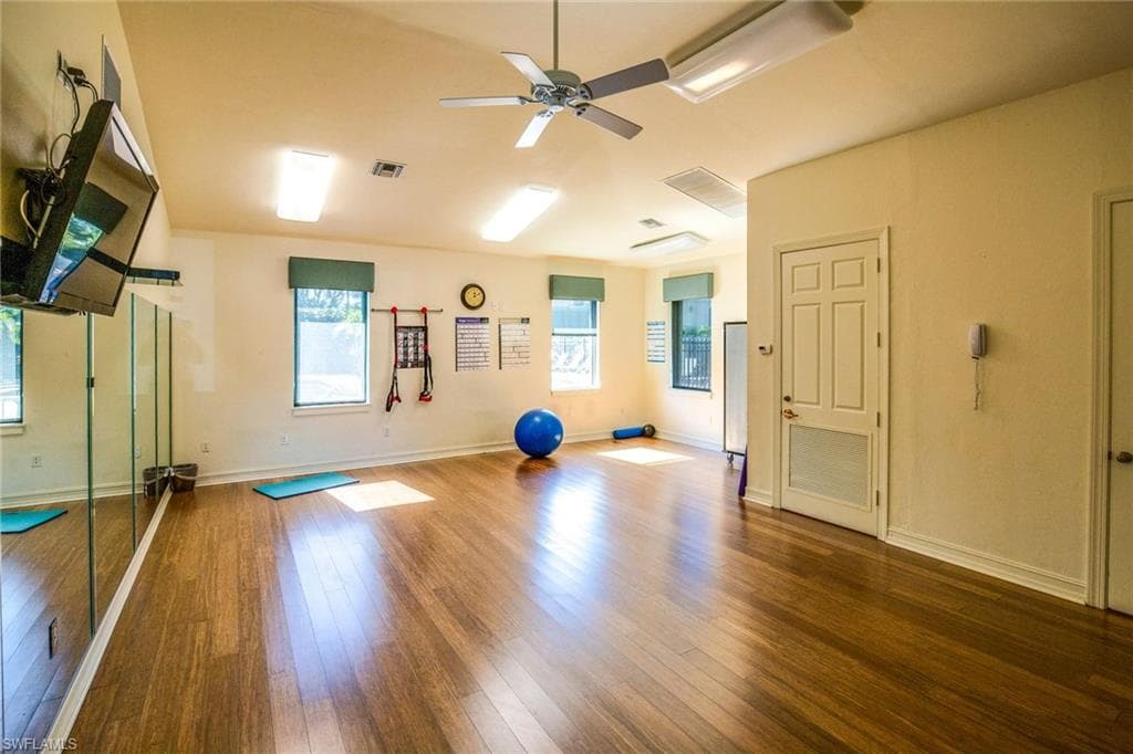 2730 Cypress Trace CIR # 2826, NAPLES FL 34119-27