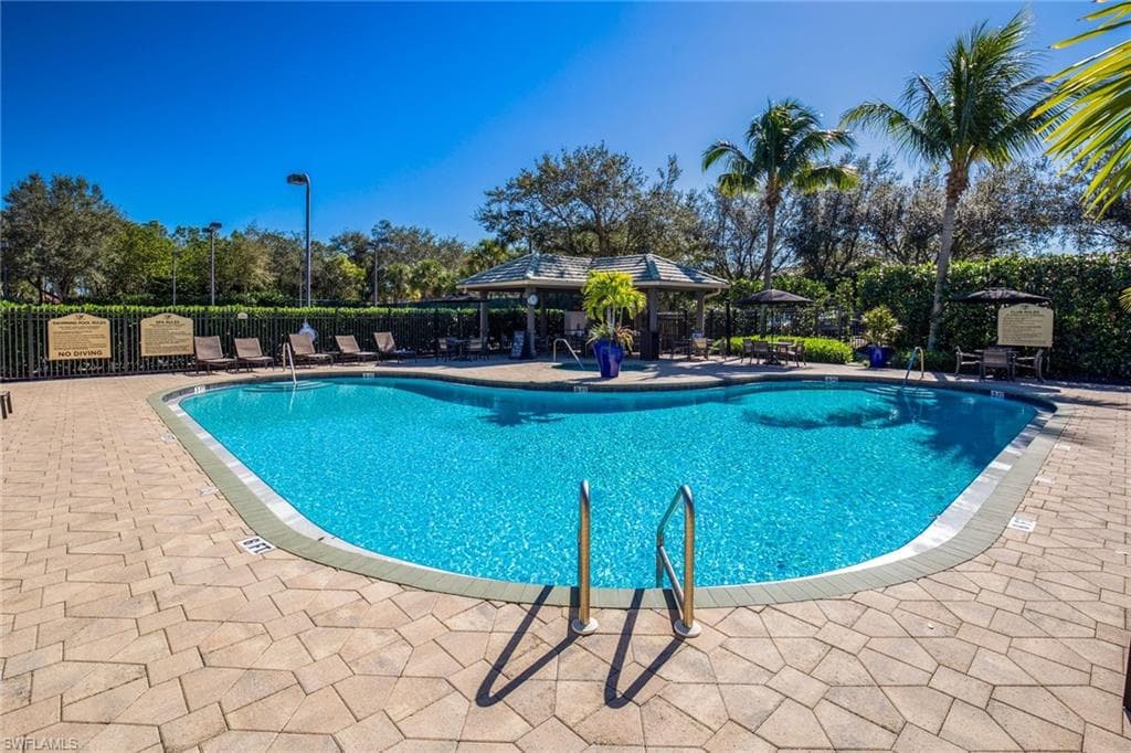 2730 Cypress Trace CIR # 2826, NAPLES FL 34119-19