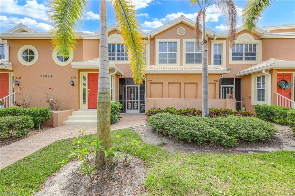 28064 Cavendish CT # 2404, BONITA SPRINGS FL 34135-1