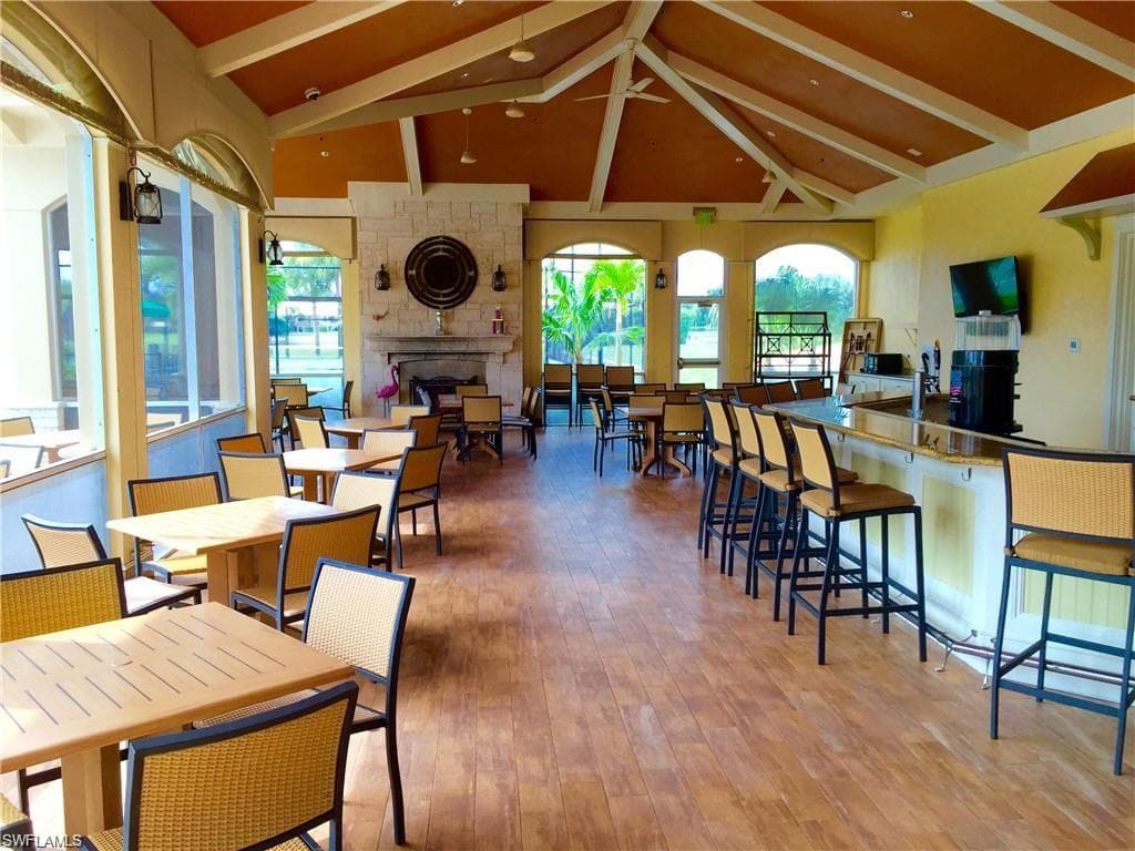 28064 Cavendish CT # 2404, BONITA SPRINGS FL 34135-29