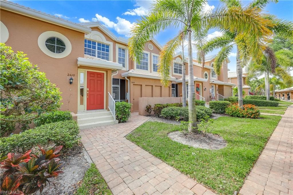 28064 Cavendish CT # 2404, BONITA SPRINGS FL 34135-37