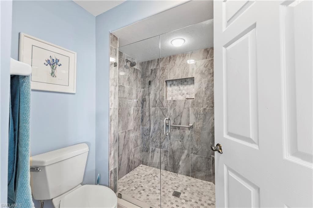 28064 Cavendish CT # 2404, BONITA SPRINGS FL 34135-18