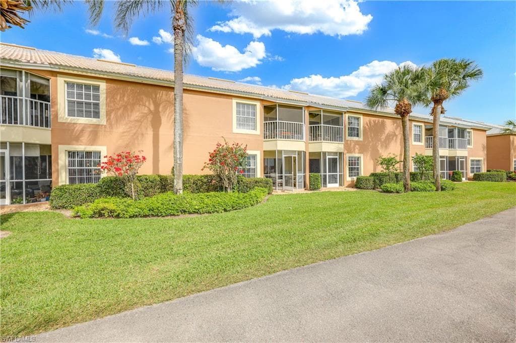28064 Cavendish CT # 2404, BONITA SPRINGS FL 34135-39