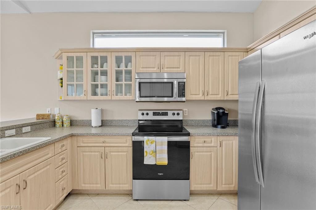 8039 Tauren CT, NAPLES FL 34119-9