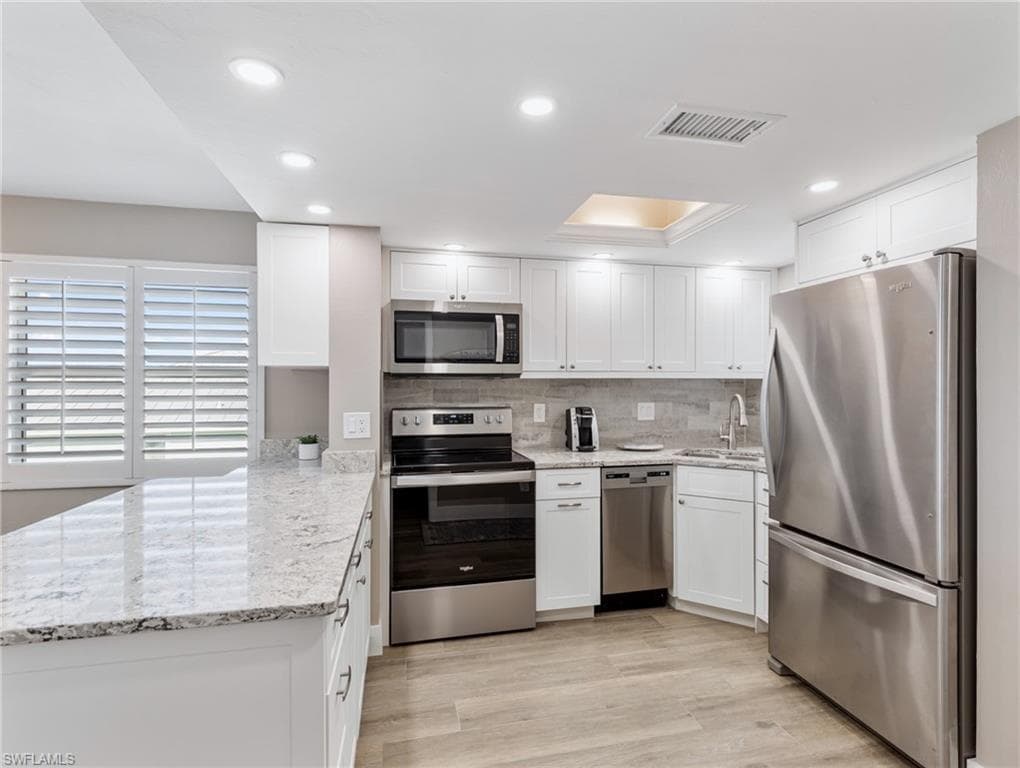 5000 Estero BLVD # 407, FORT MYERS BEACH FL 33931-19