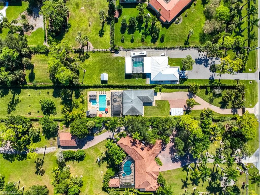1890 Oakes BLVD # A, NAPLES FL 34119-41