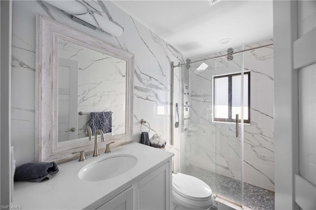 1890 Oakes BLVD, NAPLES FL 34119-16