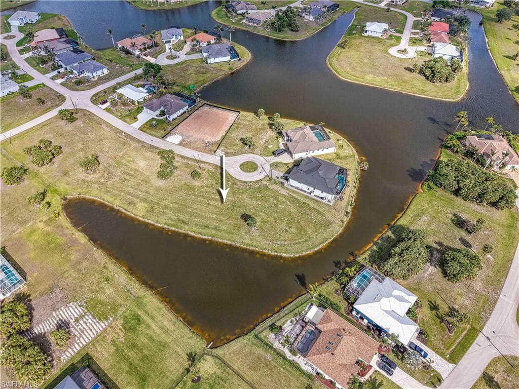 16299 Cayman LN-4