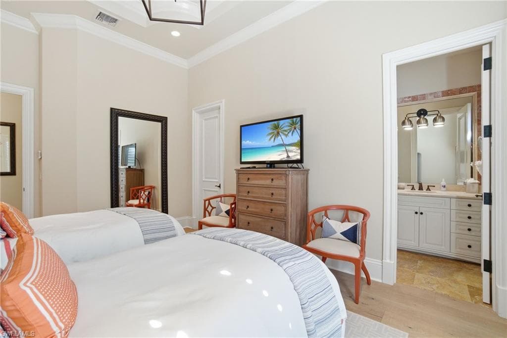 16961 Verona LN, NAPLES FL 34110-25