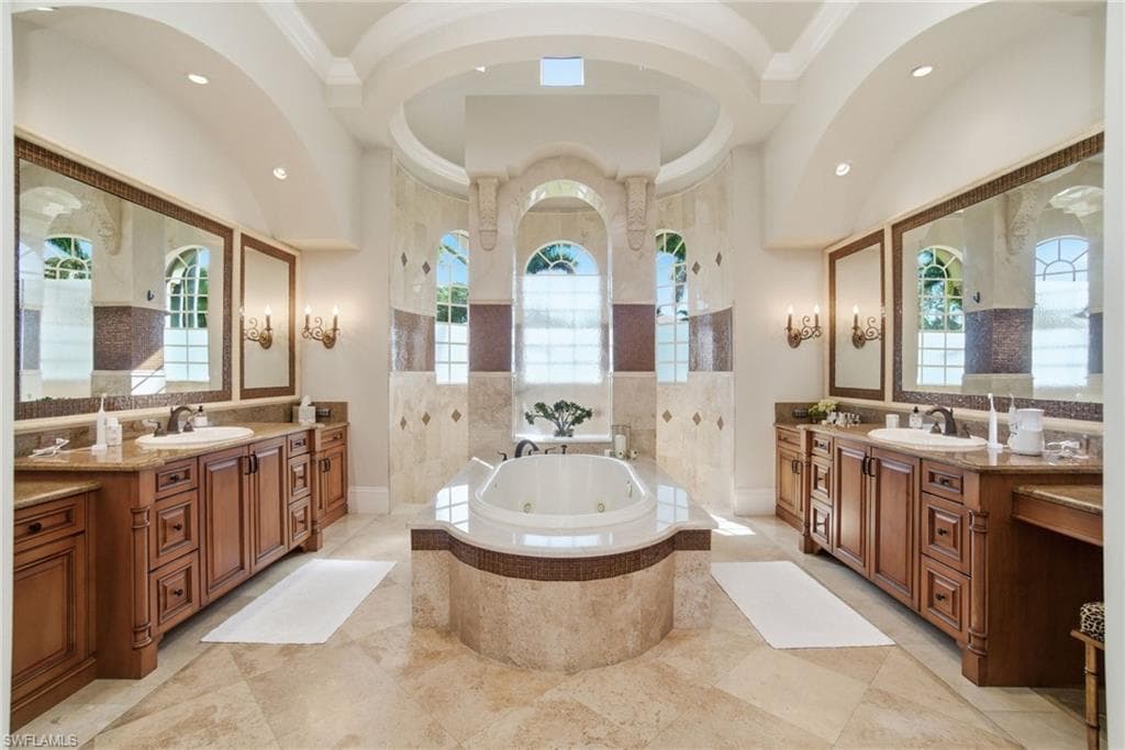 16961 Verona LN, NAPLES FL 34110-21