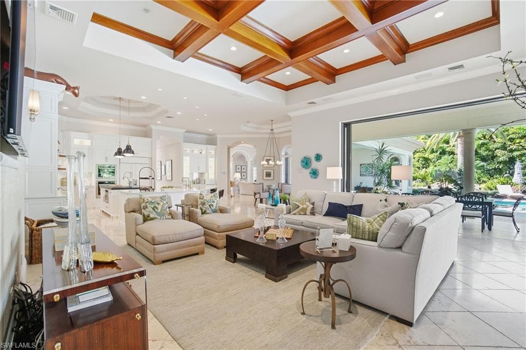 16961 Verona LN, NAPLES FL 34110-4