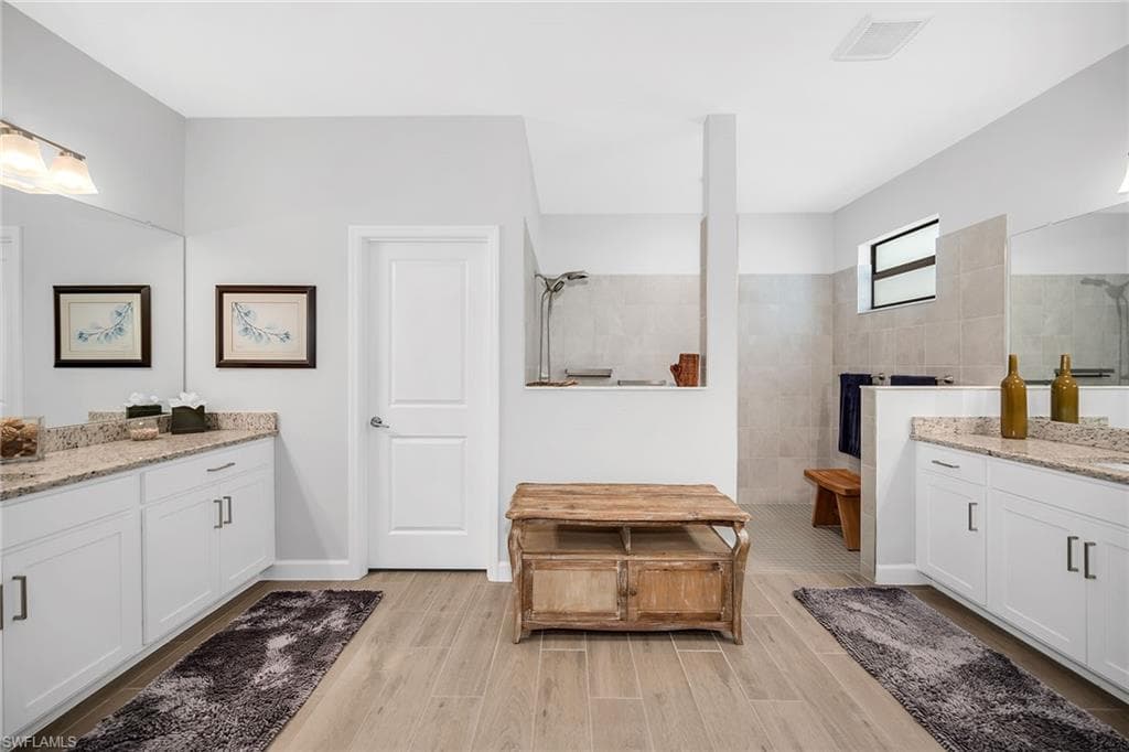 11200 Canopy LOOP, FORT MYERS FL 33913-17