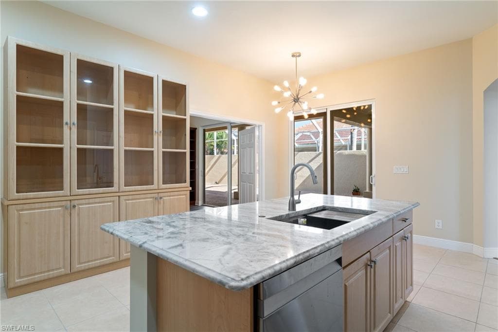 5693 Kensington LOOP, FORT MYERS FL 33912-15