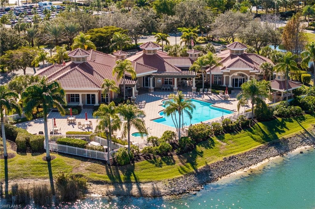 5693 Kensington LOOP, FORT MYERS FL 33912-33