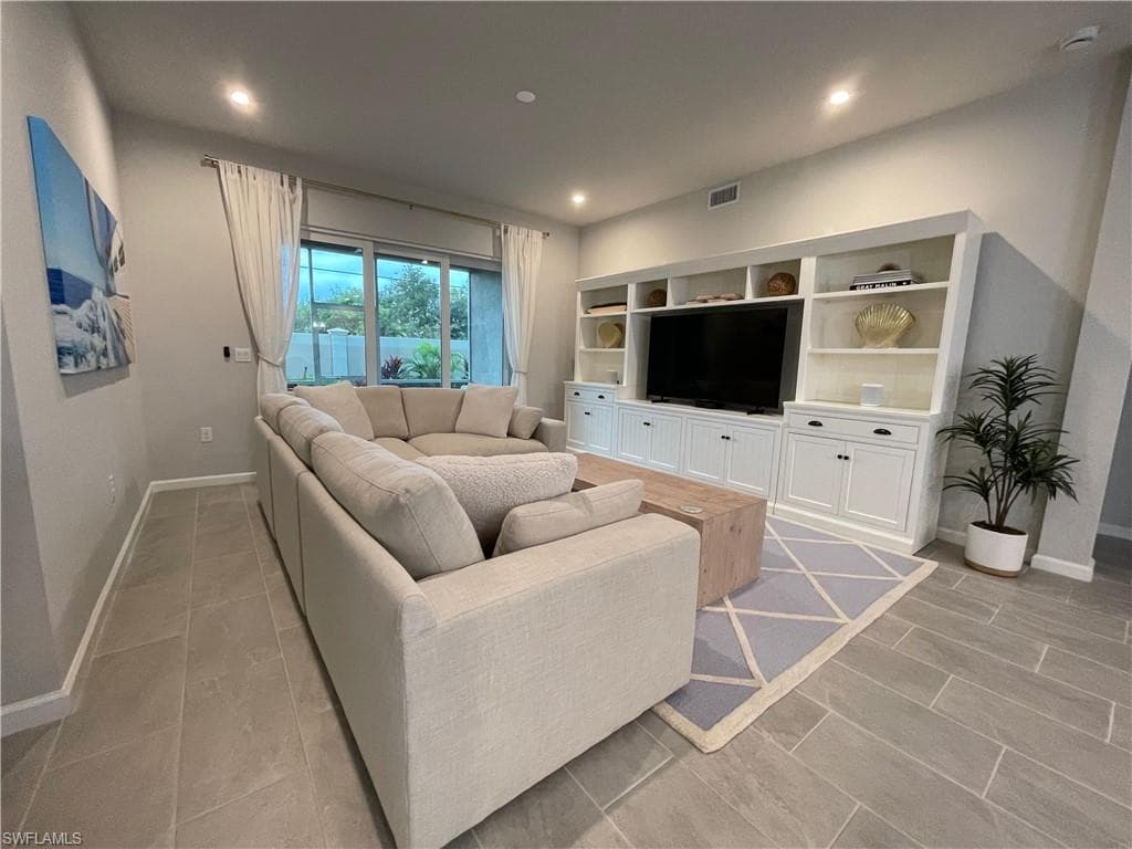 4676 Arboretum CIR # 101, NAPLES FL 34112-8