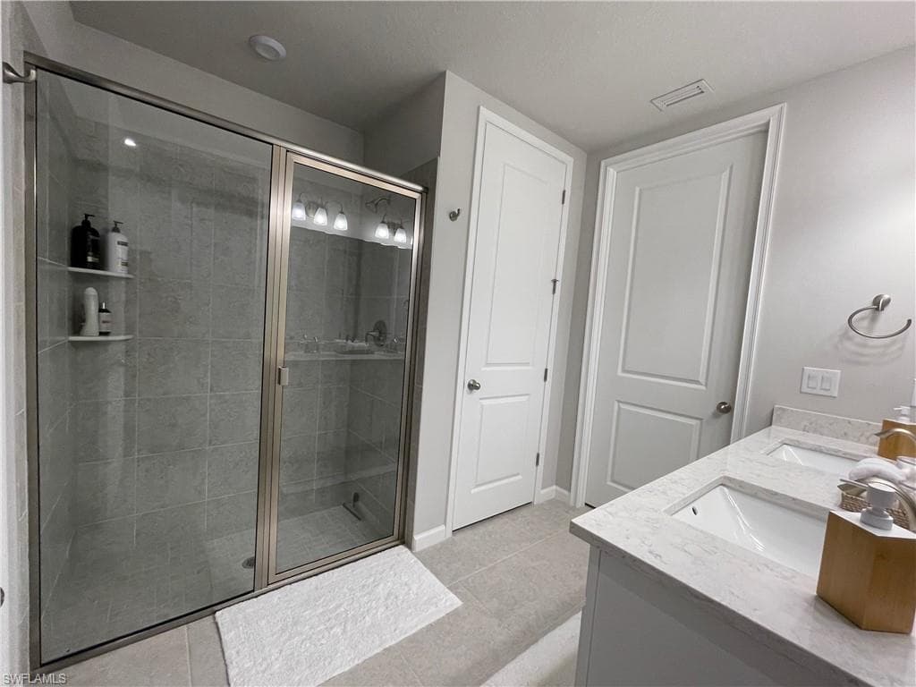 4676 Arboretum CIR # 101, NAPLES FL 34112-13