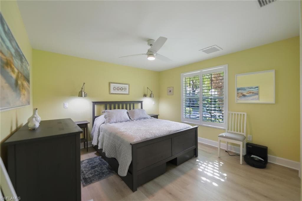 1264 Par View DR, SANIBEL FL 33957-46