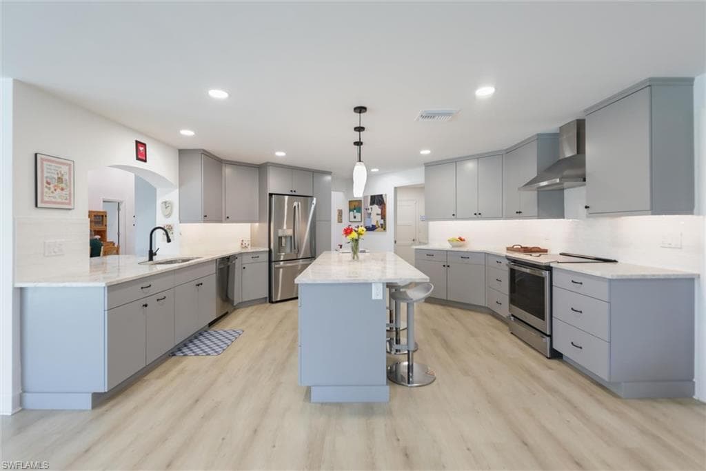 1264 Par View DR, SANIBEL FL 33957-2